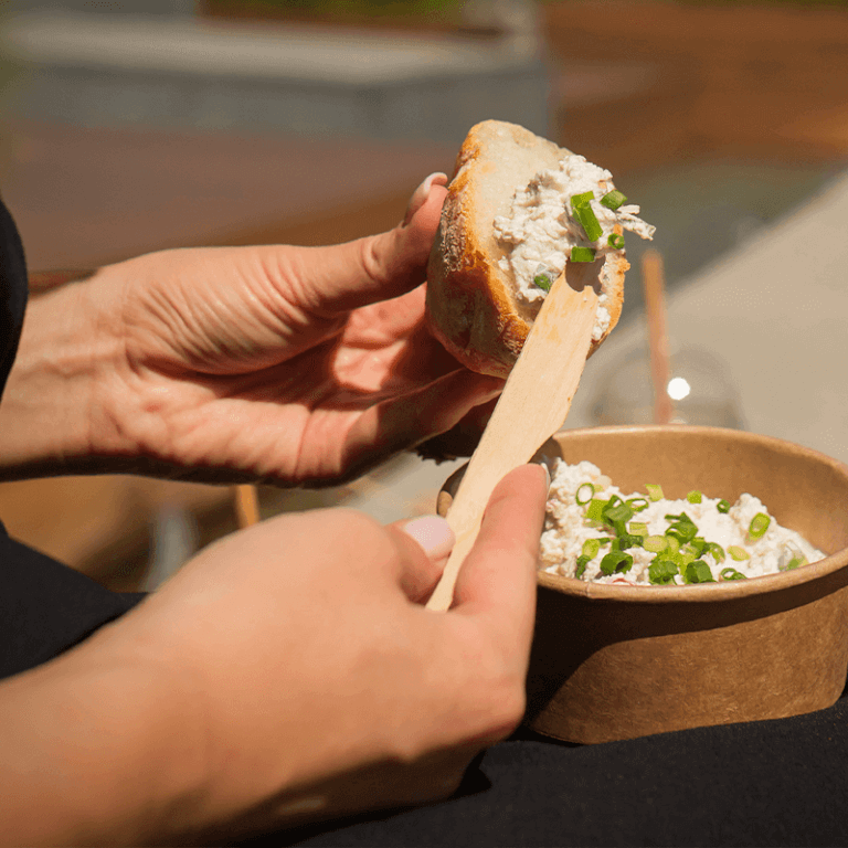 Twarożek z rzodkiewką i szczypiorkiem - Pasty - Sowa Bistro - Zdjęcie 1